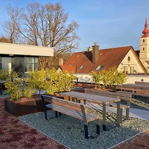 Reload By Bestchoice - Parking - Self Check-in , Graz Ausztria
