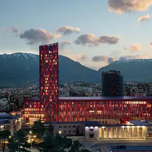 Marriott 5* Tiran