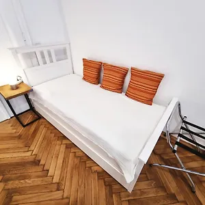 Apartment Gal
