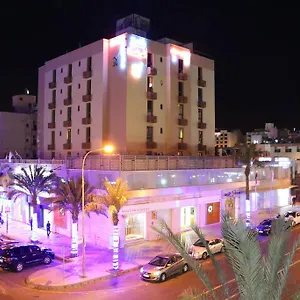 الرعد فندق