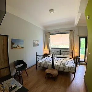 Rentrooms בית הארחה סלוניקי