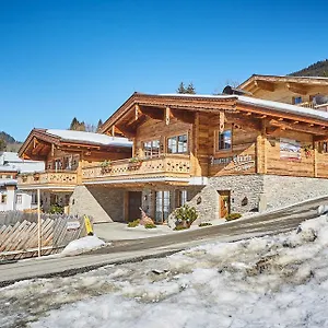 Panorama Chalet Saalbach-Hinterglemm